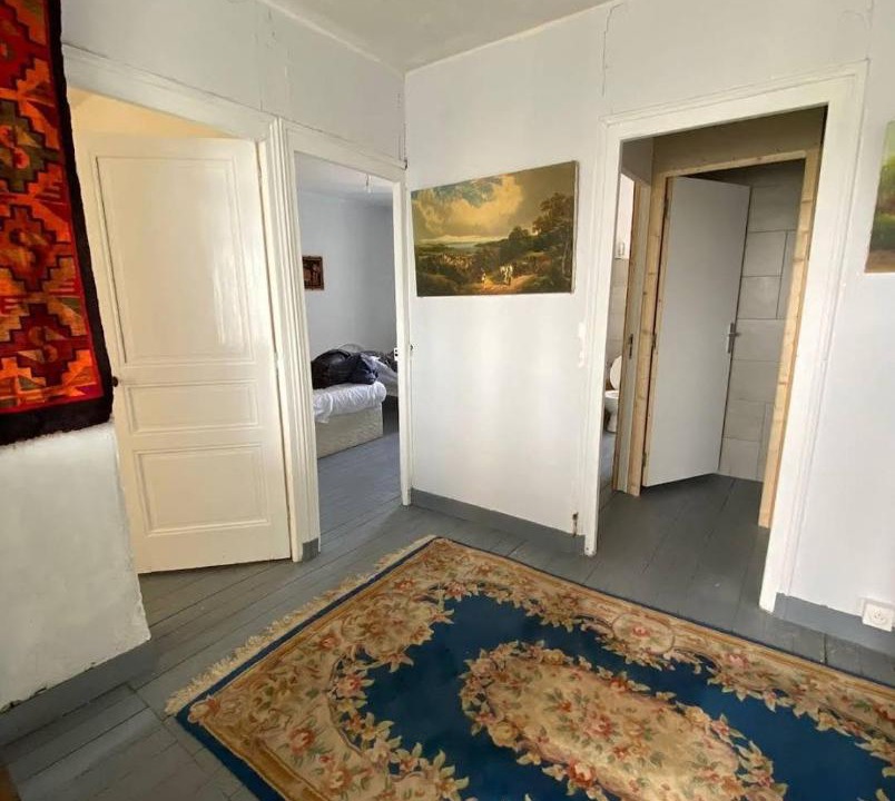 Photo of Others in Ceauce