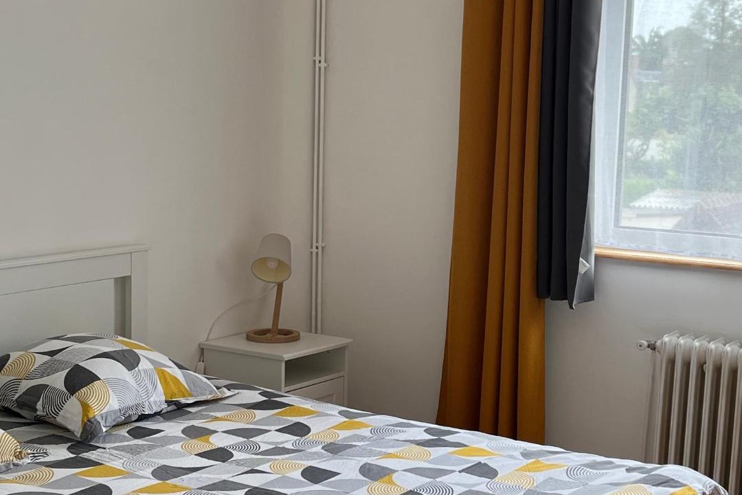 Photo of Others in Sees