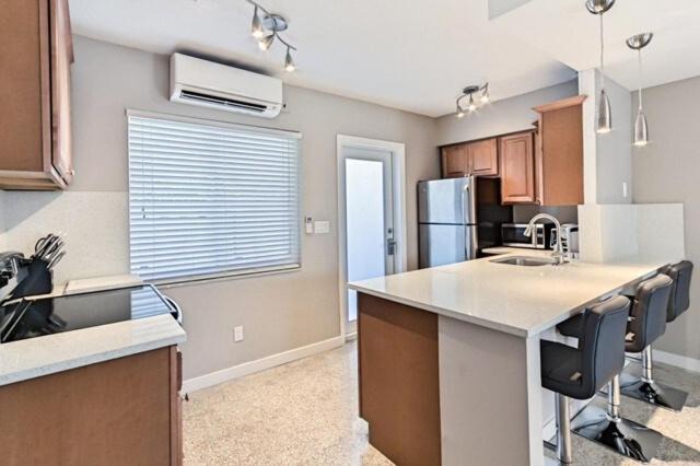 Photo of Others in Wilton Manors