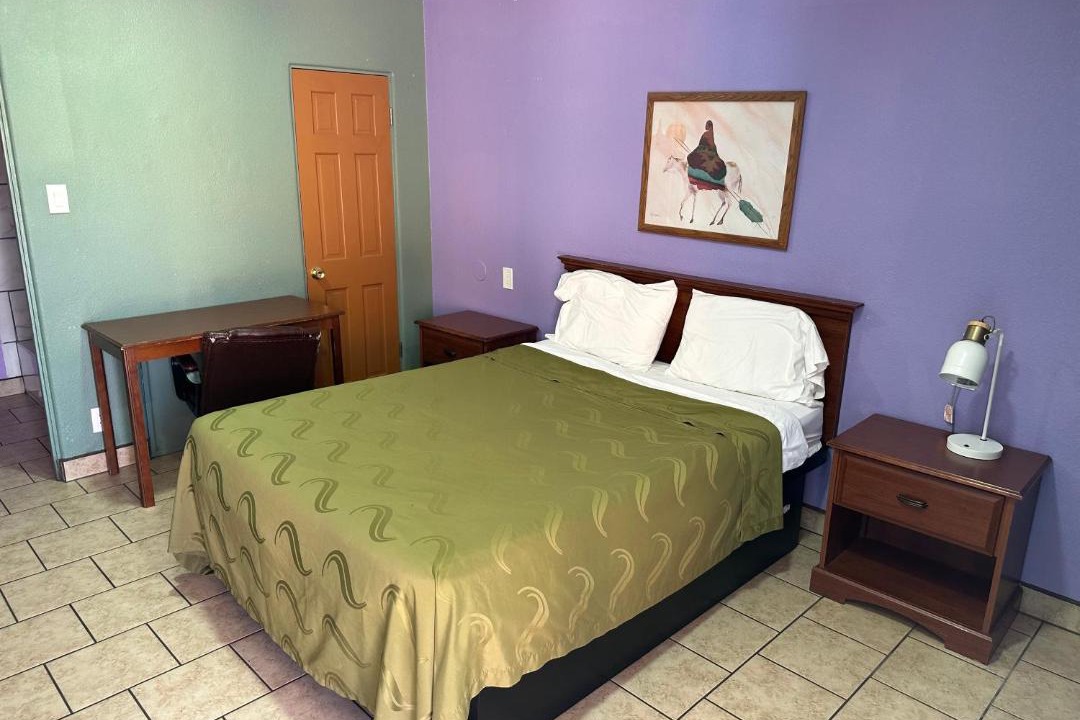 Photo of Bedroom in Roswell