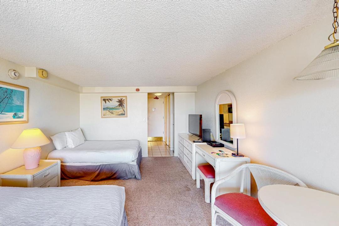 Photo of Others in Waikiki