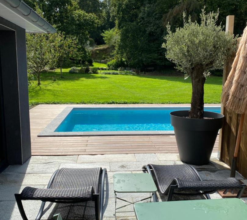 Photo of Others in Quevert