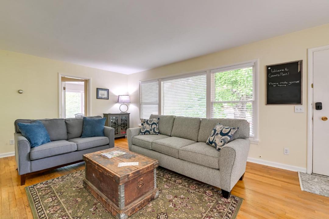 Photo of Livingroom in Grants Pass