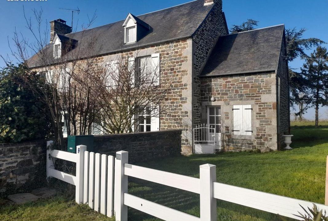Photo of Buildings in Ceaux