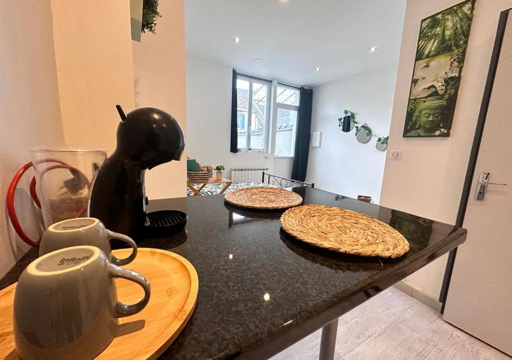 Photo of Others in Sens