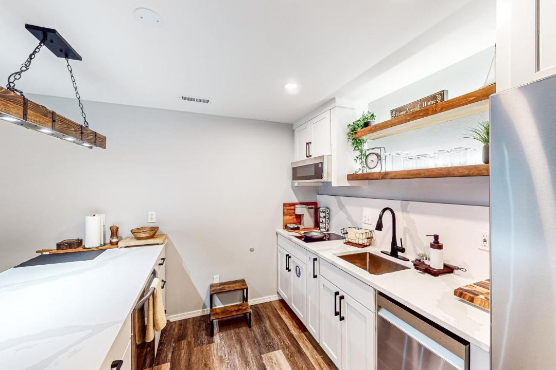 Photo of Others in The Wedge