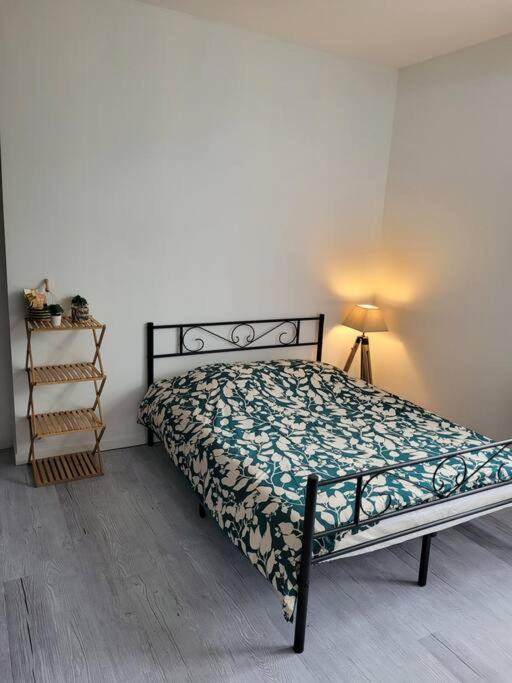 Photo of Others in Sens