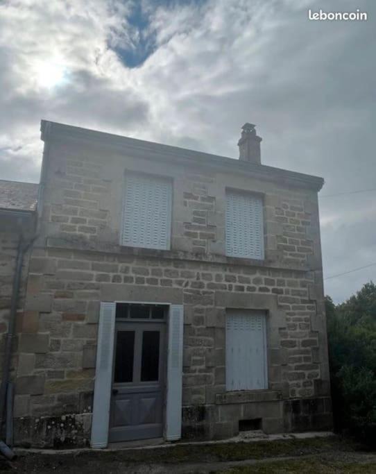 Photo of Buildings in Saint-Martin-Chateau