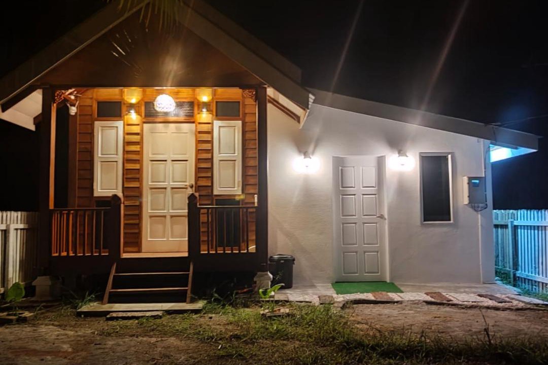 Photo of Buildings in Kampung Sungai Baharu Rungkup