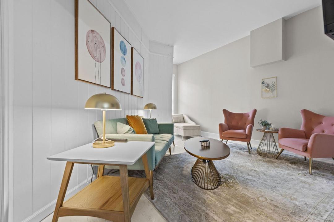 Photo of Livingroom in St. Charles
