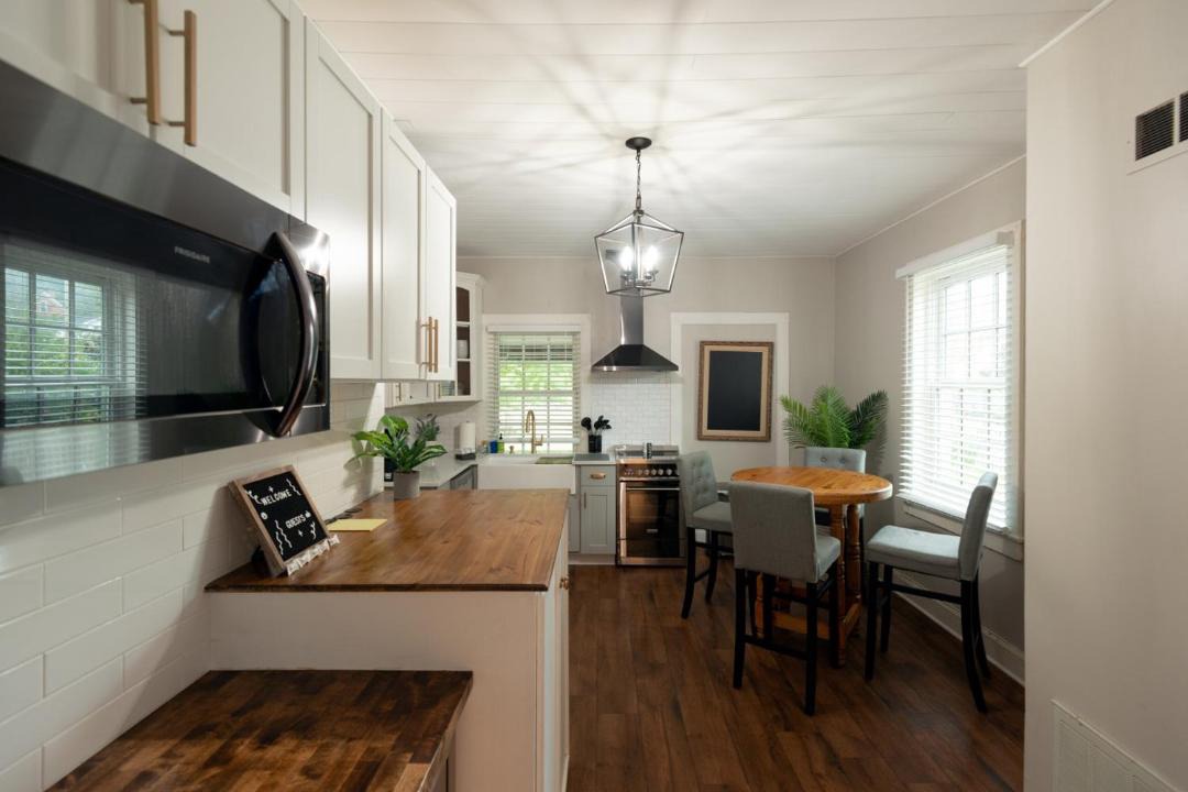 Photo of Livingroom in St. Charles