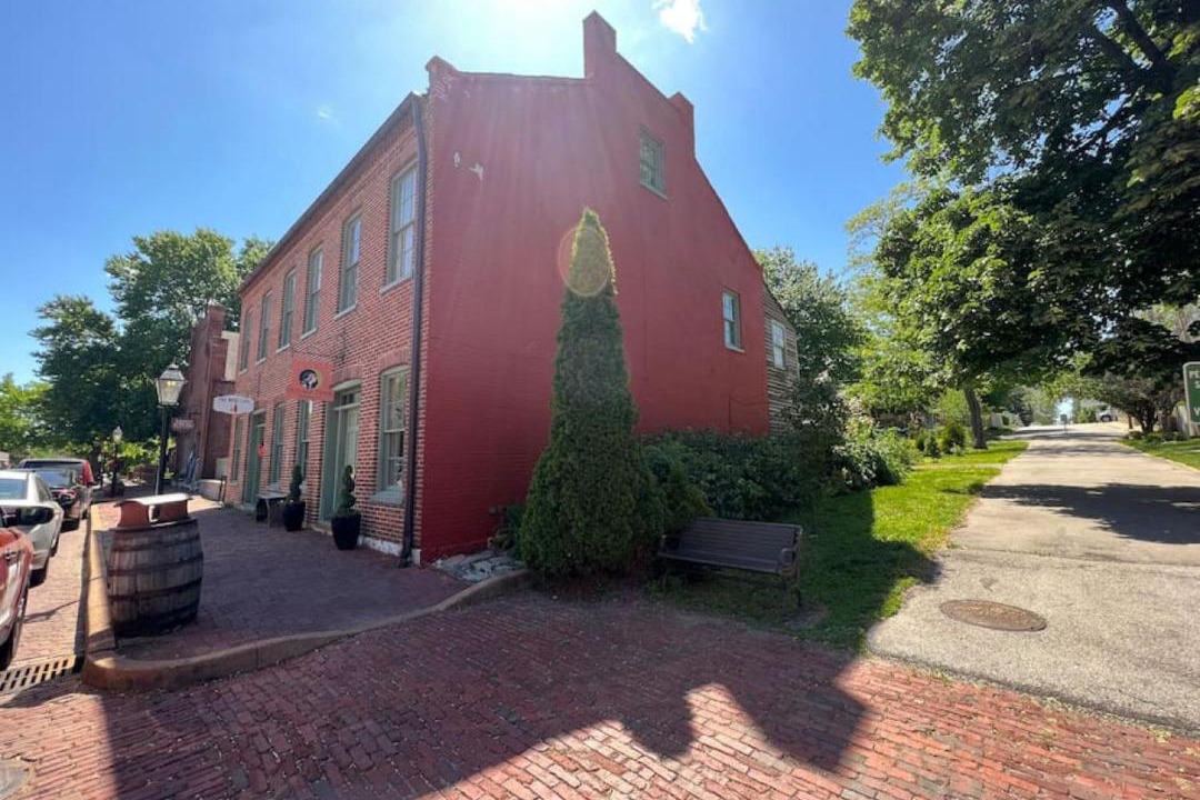 Photo of Buildings in St. Charles