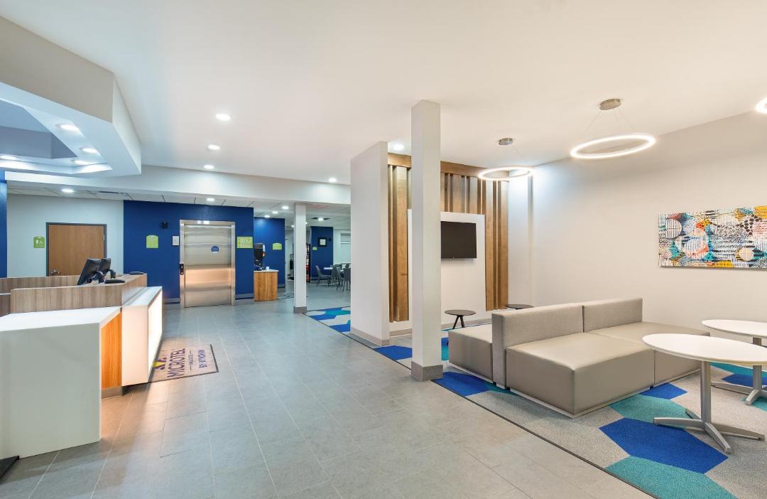 Photo of Livingroom in Fortson