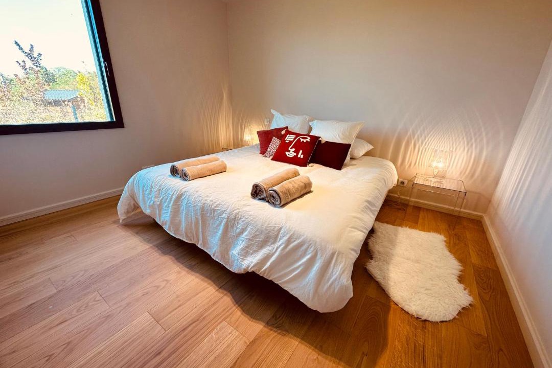 Photo of Others in Pin-Balma