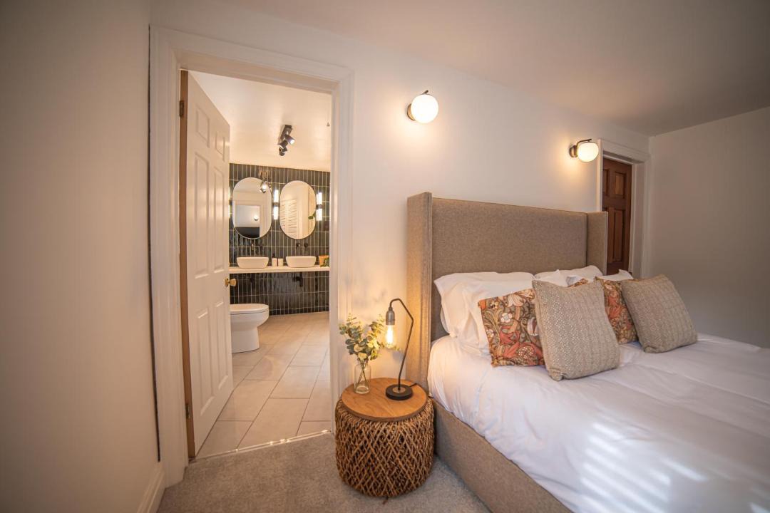 Photo of Others in St Brides