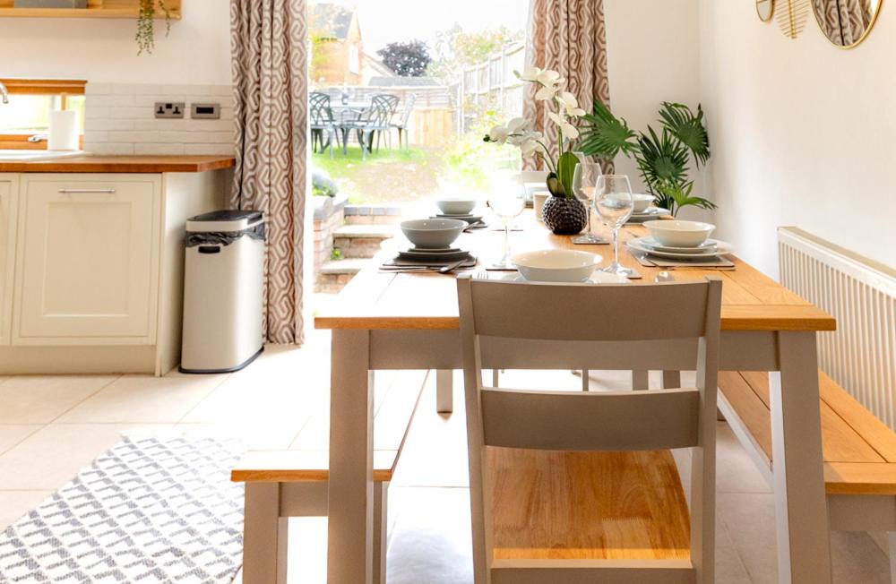 Photo of Others in Coton in the Elms