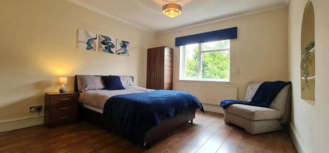 Photo of Bedroom in Byfleet