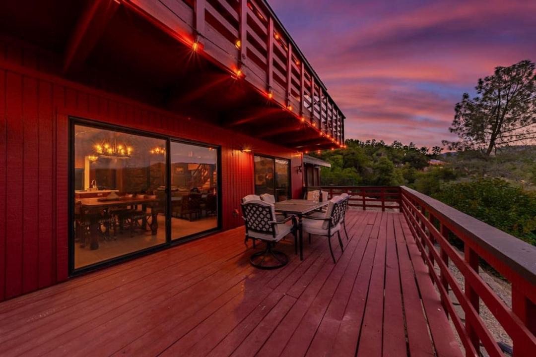 Photo of Patio Balcony in Oakhurst