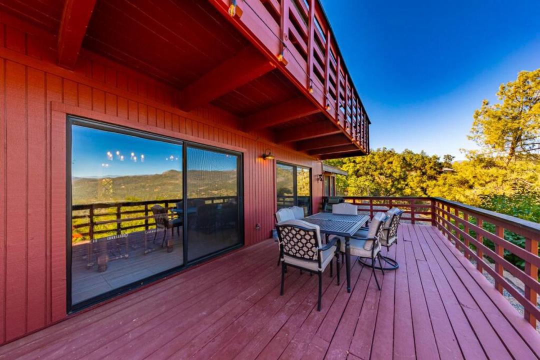 Photo of Patio Balcony in Oakhurst