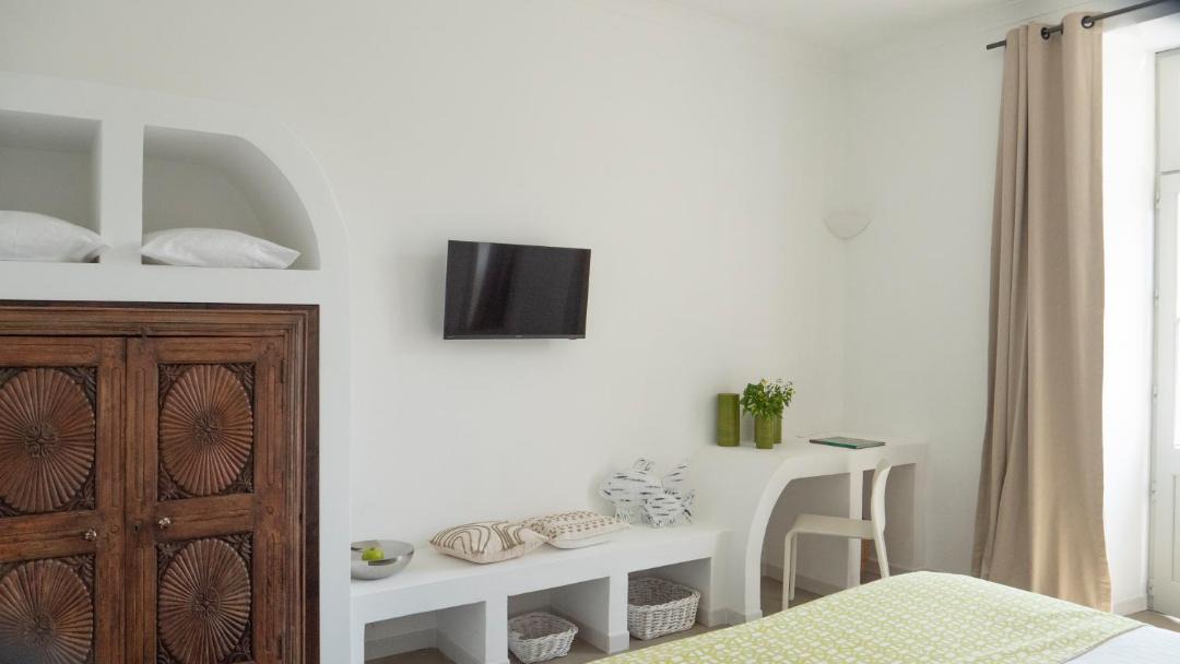 Photo of Others in Ales