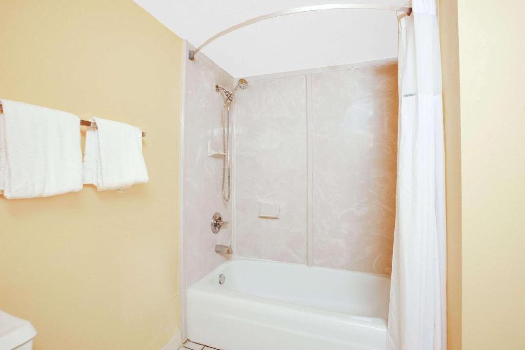 Photo of Bathroom in Searcy