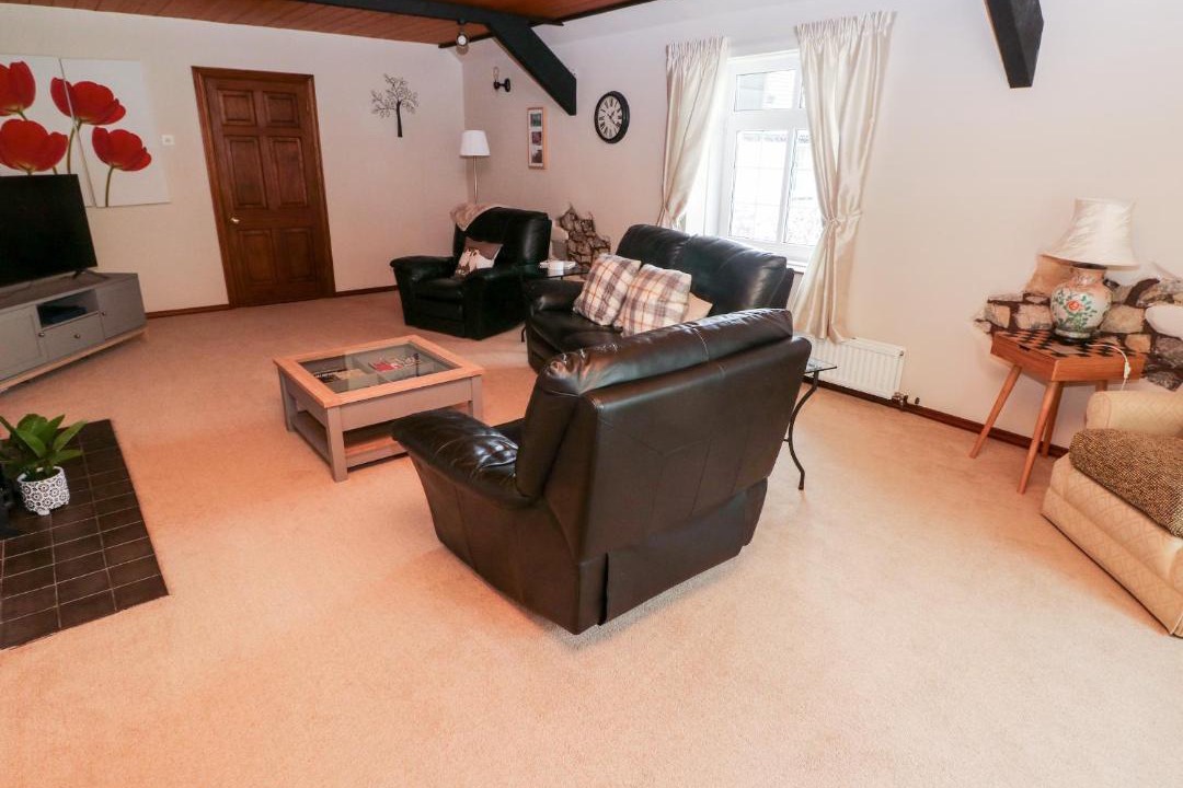 Photo of Others in Saint Athan