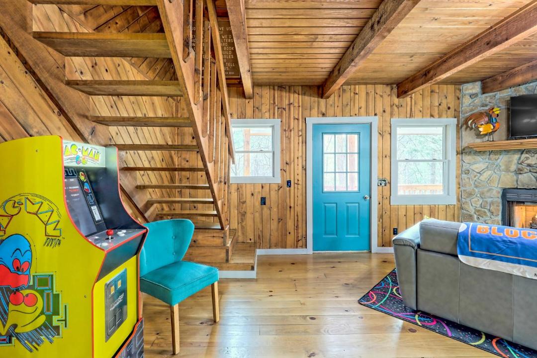 Photo of Livingroom in Blairsville