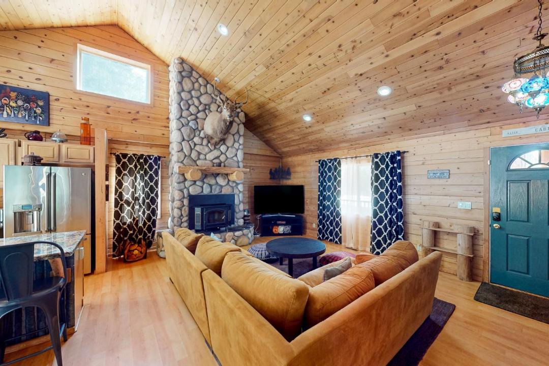 Photo of Livingroom in Forest Meadows