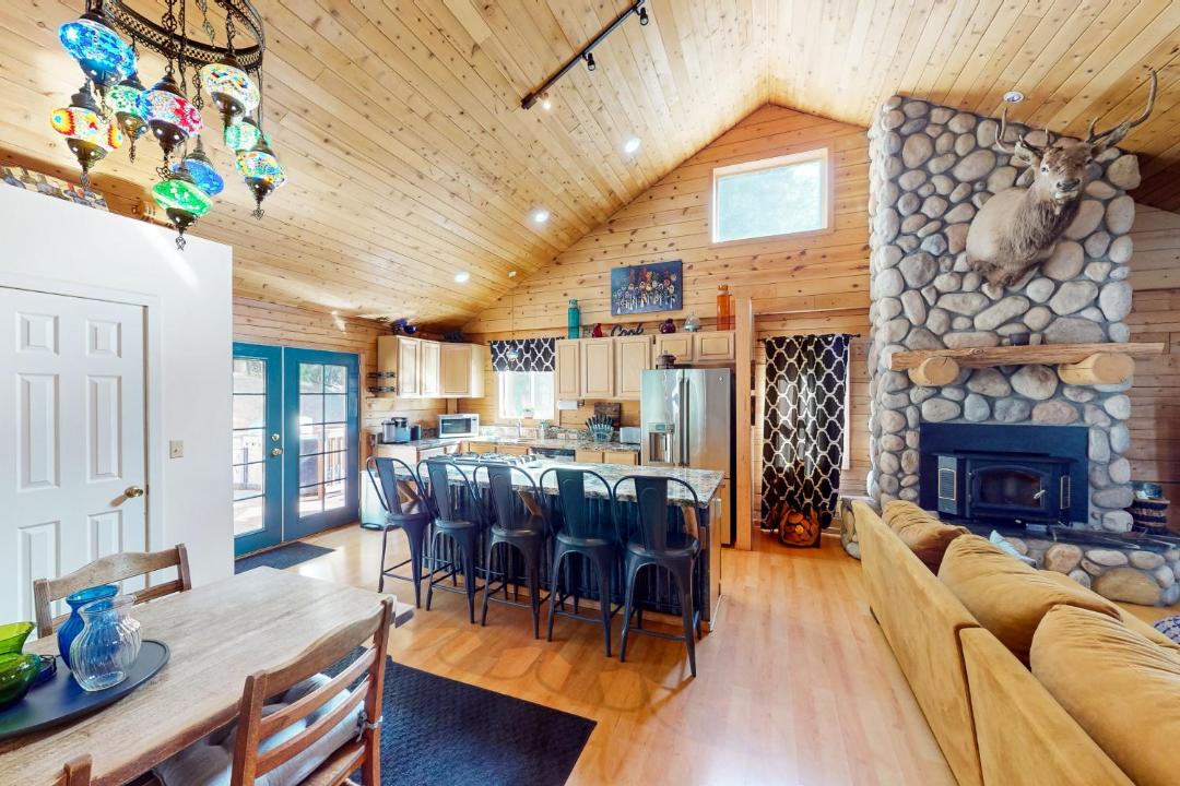 Photo of Livingroom in Forest Meadows