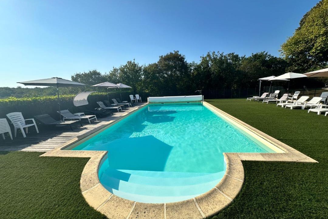 Photo of Others in Saint-Just