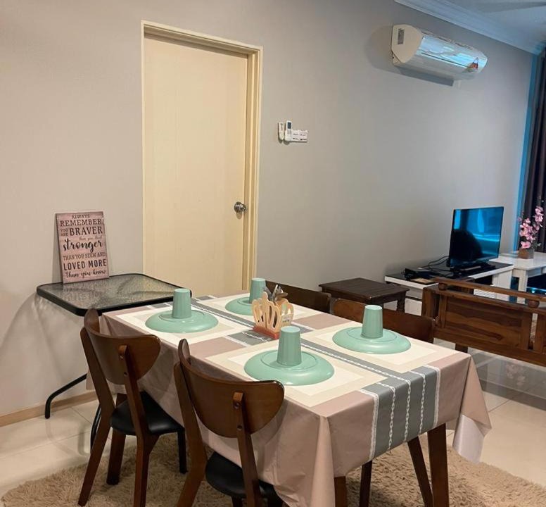 Photo of Livingroom in Seksyen 14