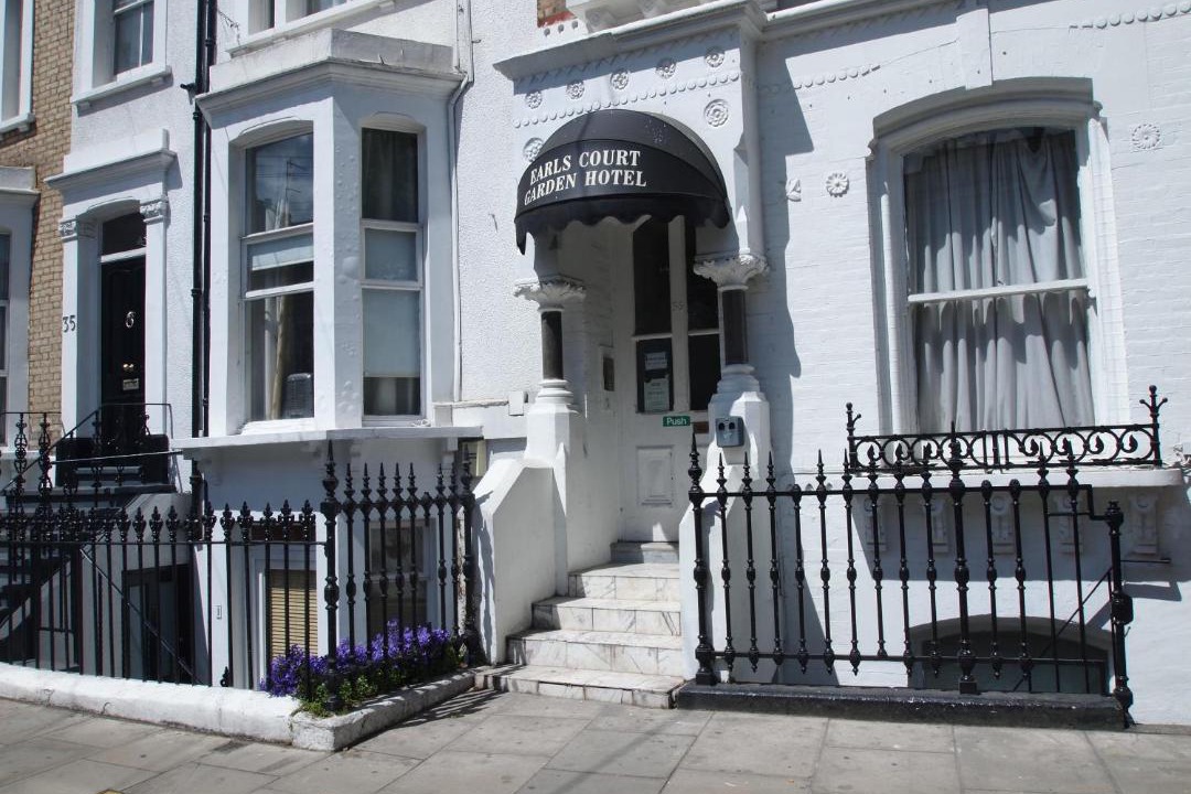 Photo of Others in Earl's Court