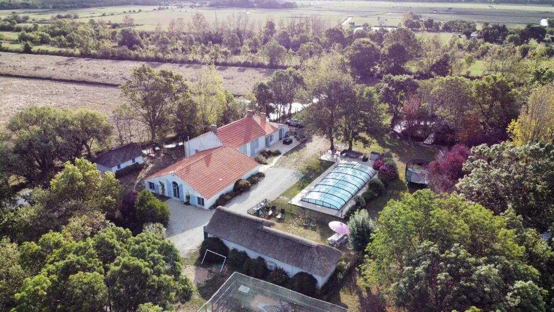 Photo of Others in Sallertaine