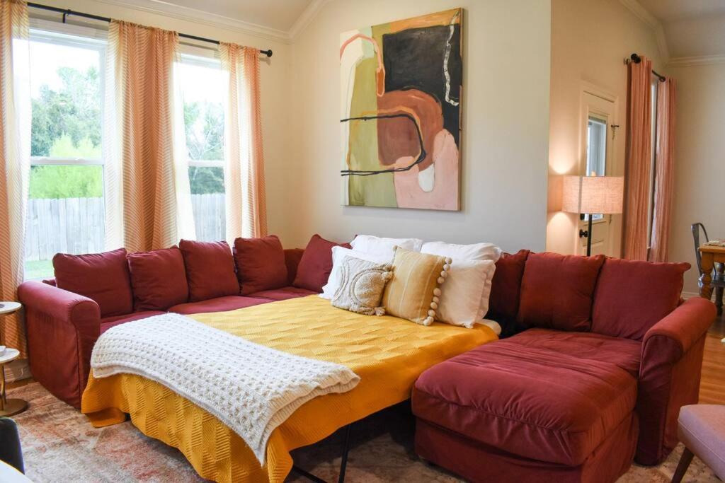 Photo of Livingroom in Tyler