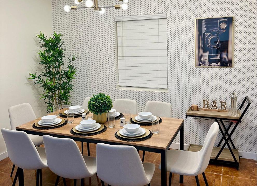 Photo of Livingroom in Broadview Park