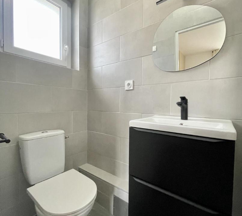 Photo of Bathroom in Pierrefitte-Nestalas