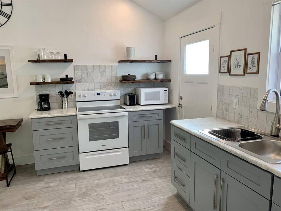 Photo of Kitchen in Grove