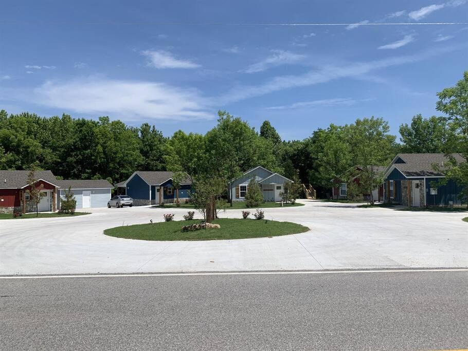 Photo of Buildings in Grove