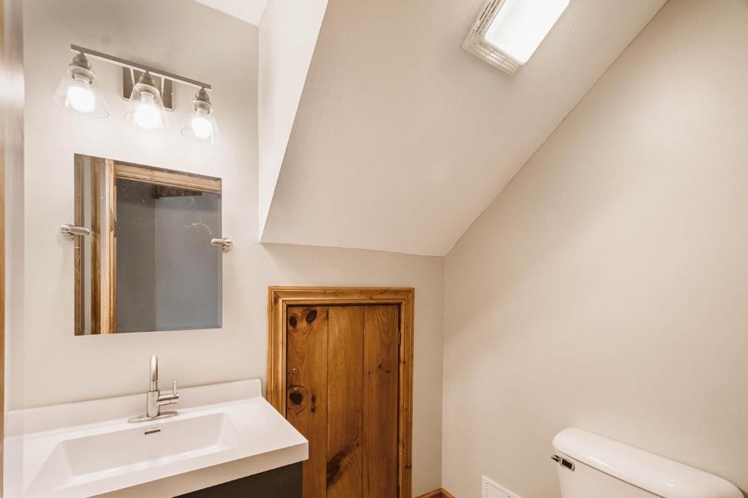 Photo of Bathroom in Mountainside