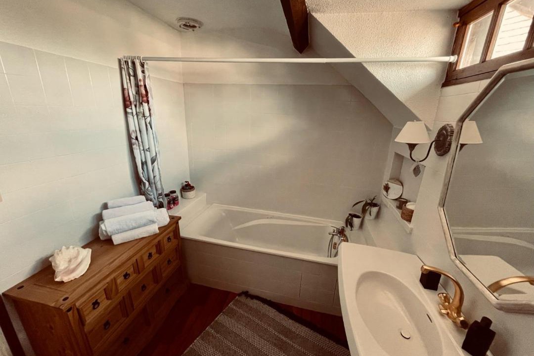 Photo of Bathroom in Vendat