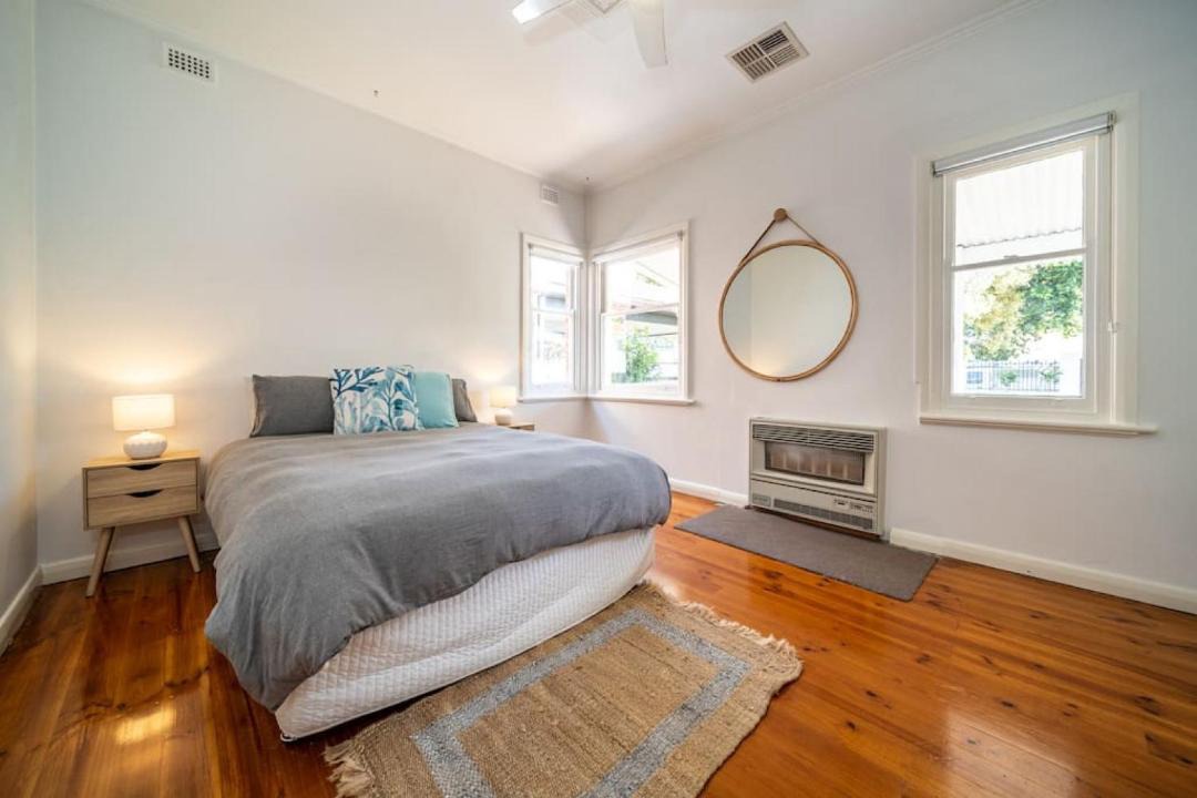 Photo of Bedroom in Glenelg East