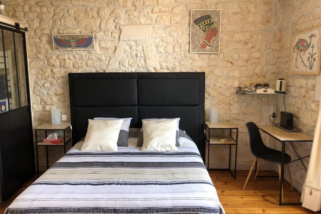 Photo of Bedroom in Pons