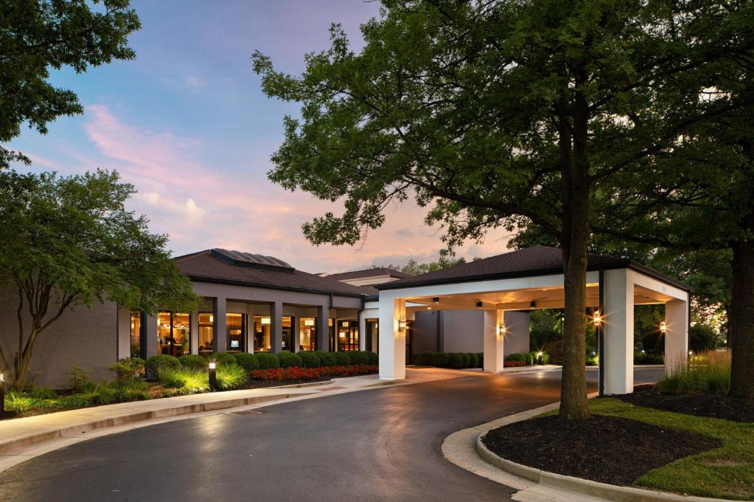 Photo of Buildings in Blue Ash
