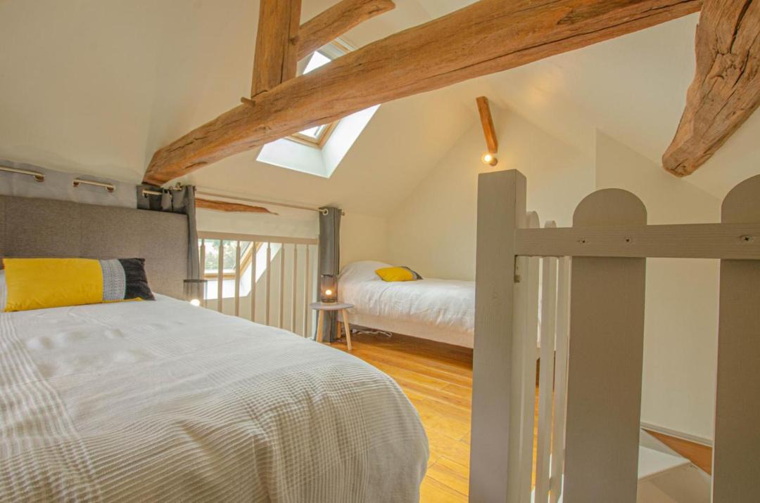 Photo of Others in Lantages