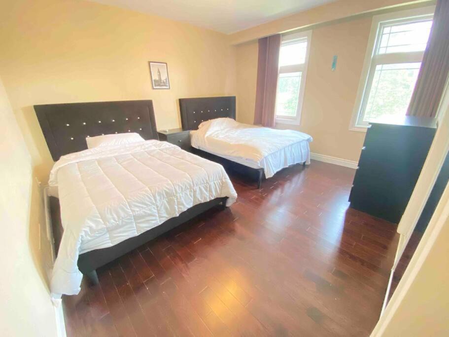 Photo of Bedroom in Bayview Woods - Steeles
