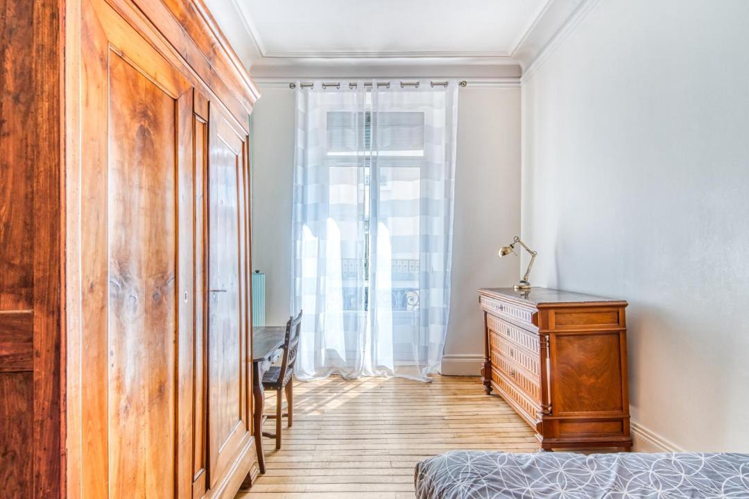 Photo of Bedroom in Downtown Angers
