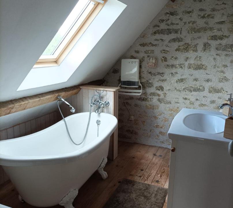 Photo of Bathroom in Couffy