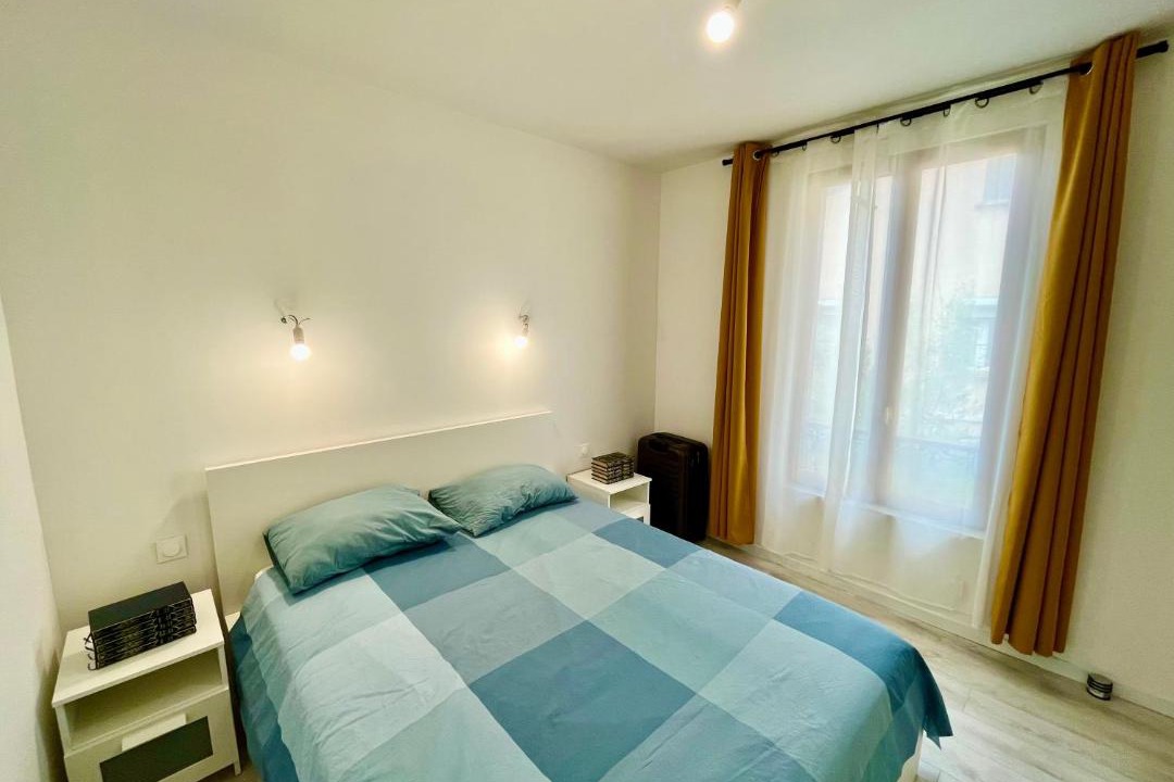 Photo of Bedroom in Louis Bertrand-Mirabeau-Semard