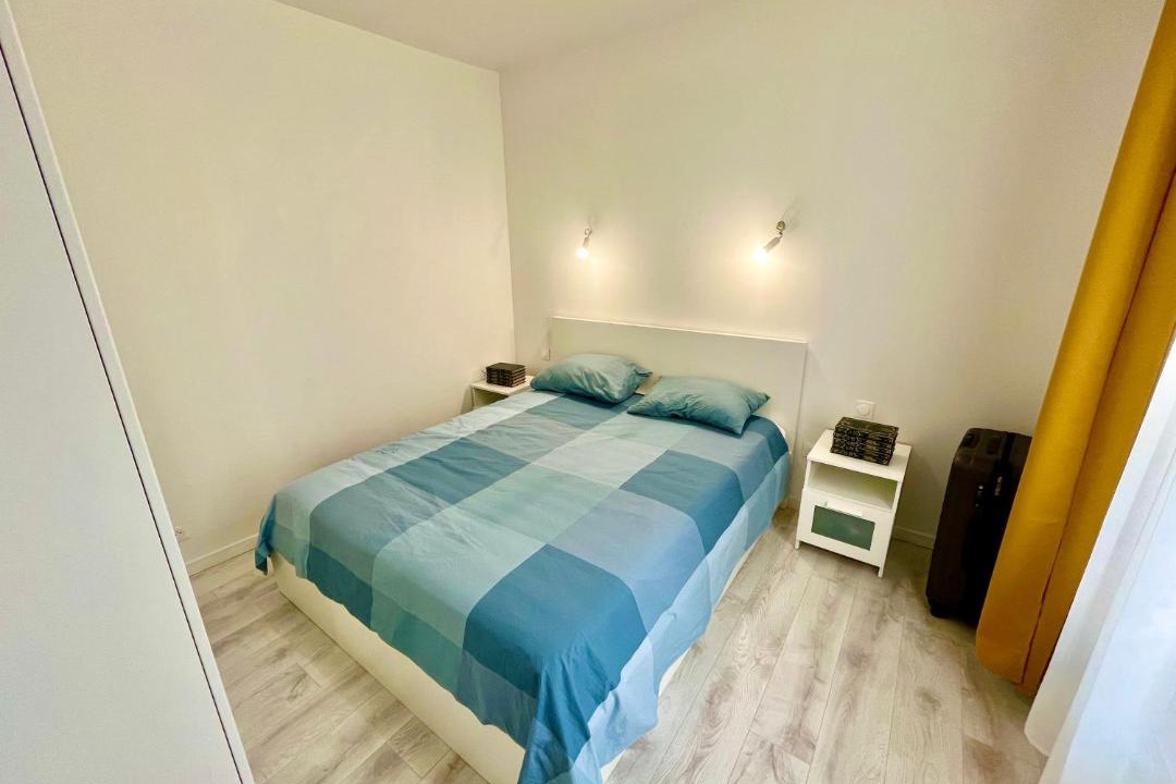 Photo of Bedroom in Louis Bertrand-Mirabeau-Semard