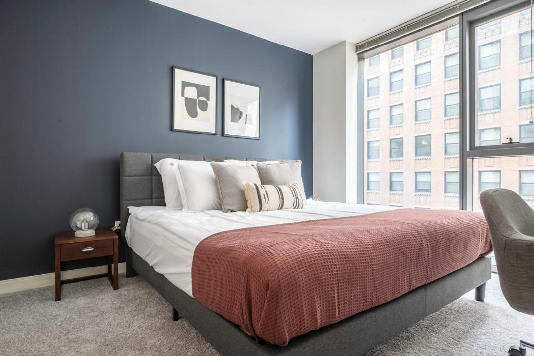 Photo of Bedroom in Downtown Chicago